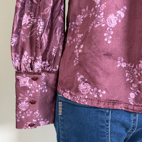 Anthropologie Tiny Jeanette Button down Blouse Wine Purple Crochet Trim Sz XS - Picture 10 of 14